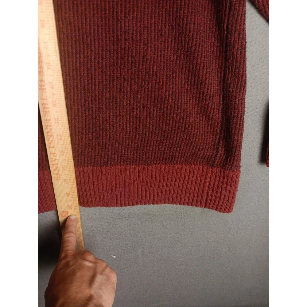 Patagonia men red